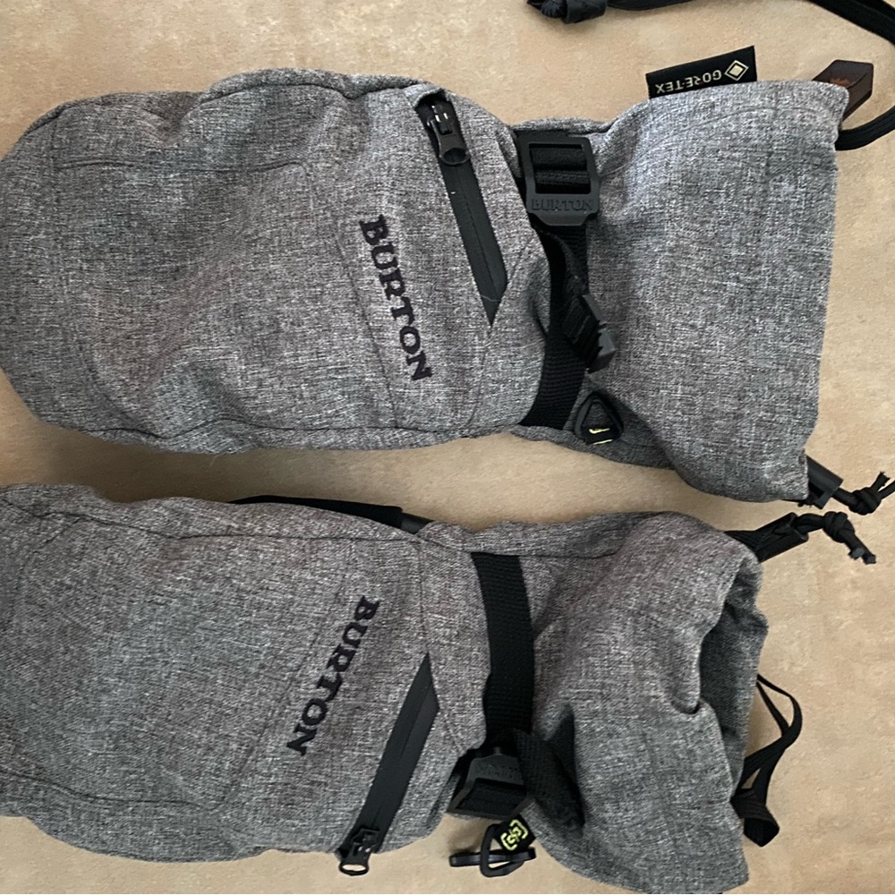 Burton Gray Gore-Tex Mittens